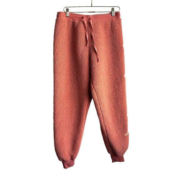Disney Spirit Sweat Pants Women's M Rust Pink Gold Spell Out Sherpa Fleece - Picture 1 of 8